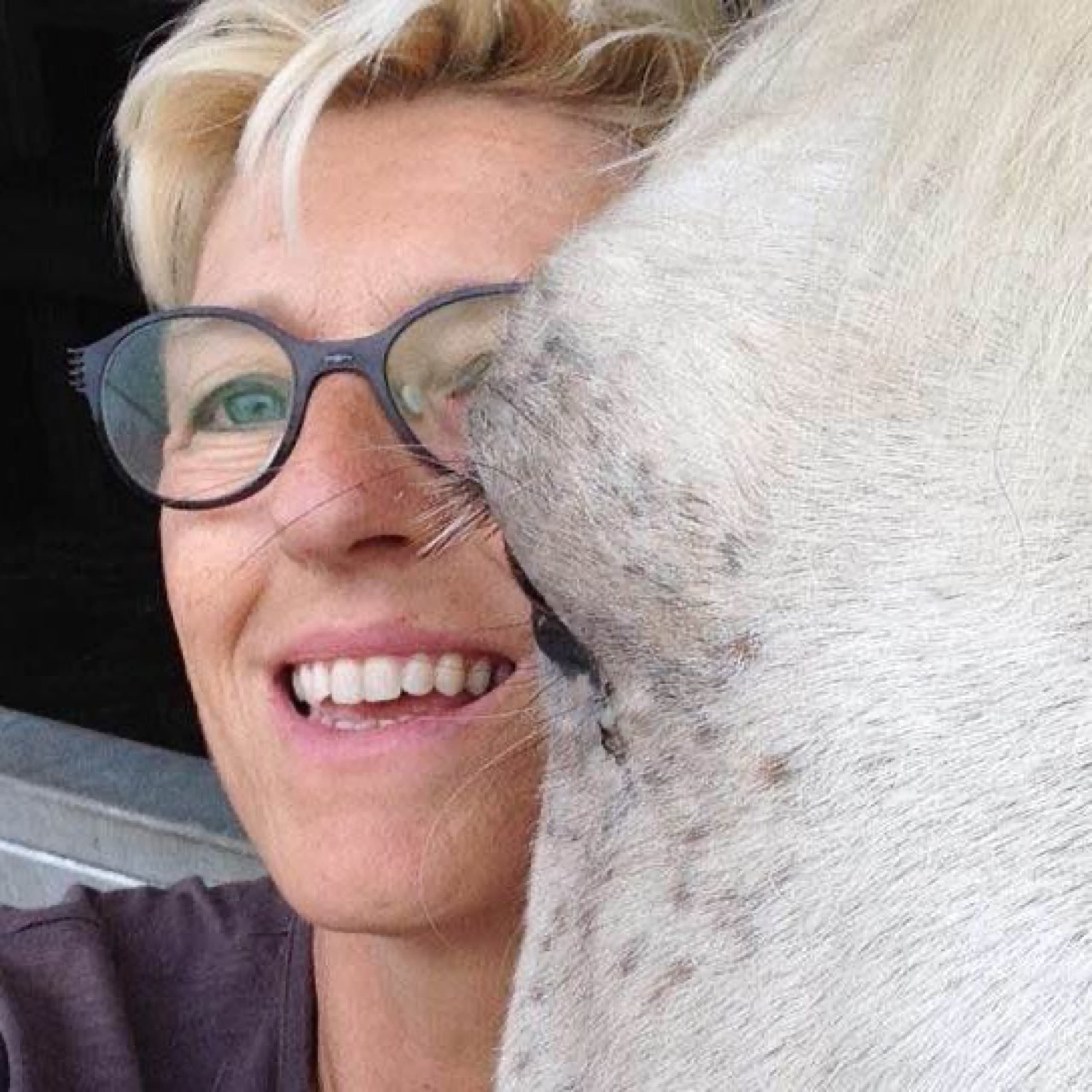 Eva De Jonghe, medeoprichtster en drijvende kracht achter de schermen bij De Jonghe Pony